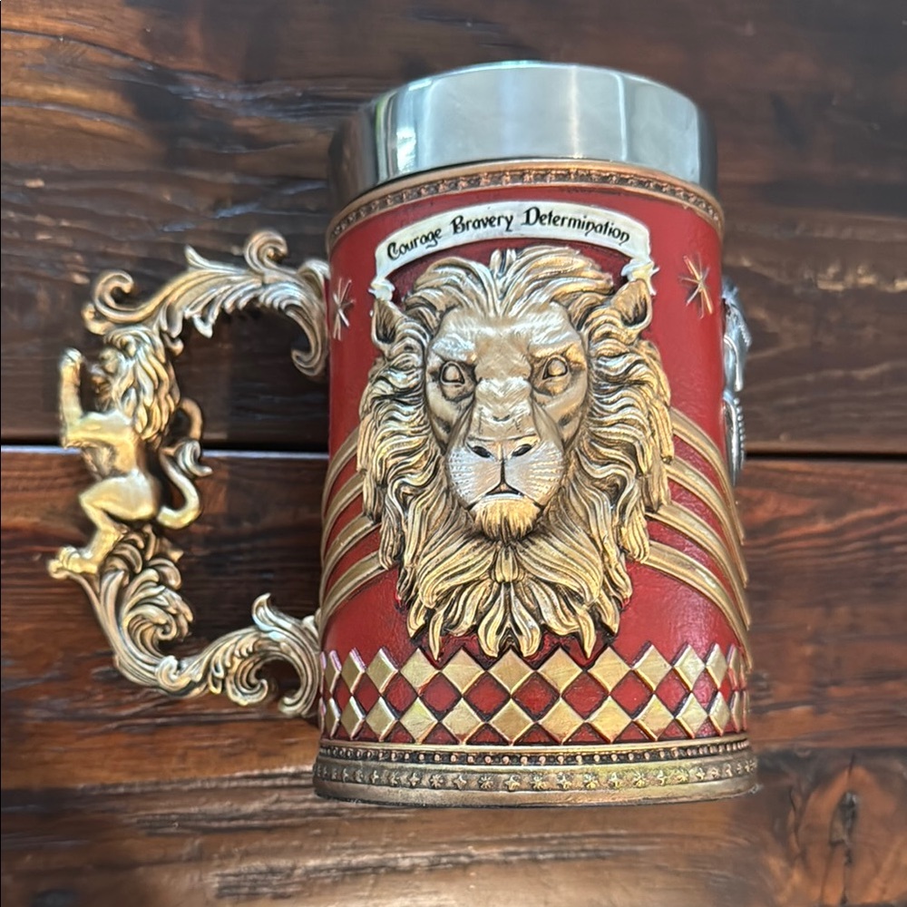 Nemesis Now Gryffindor Hogwarts House Collectible Tankard